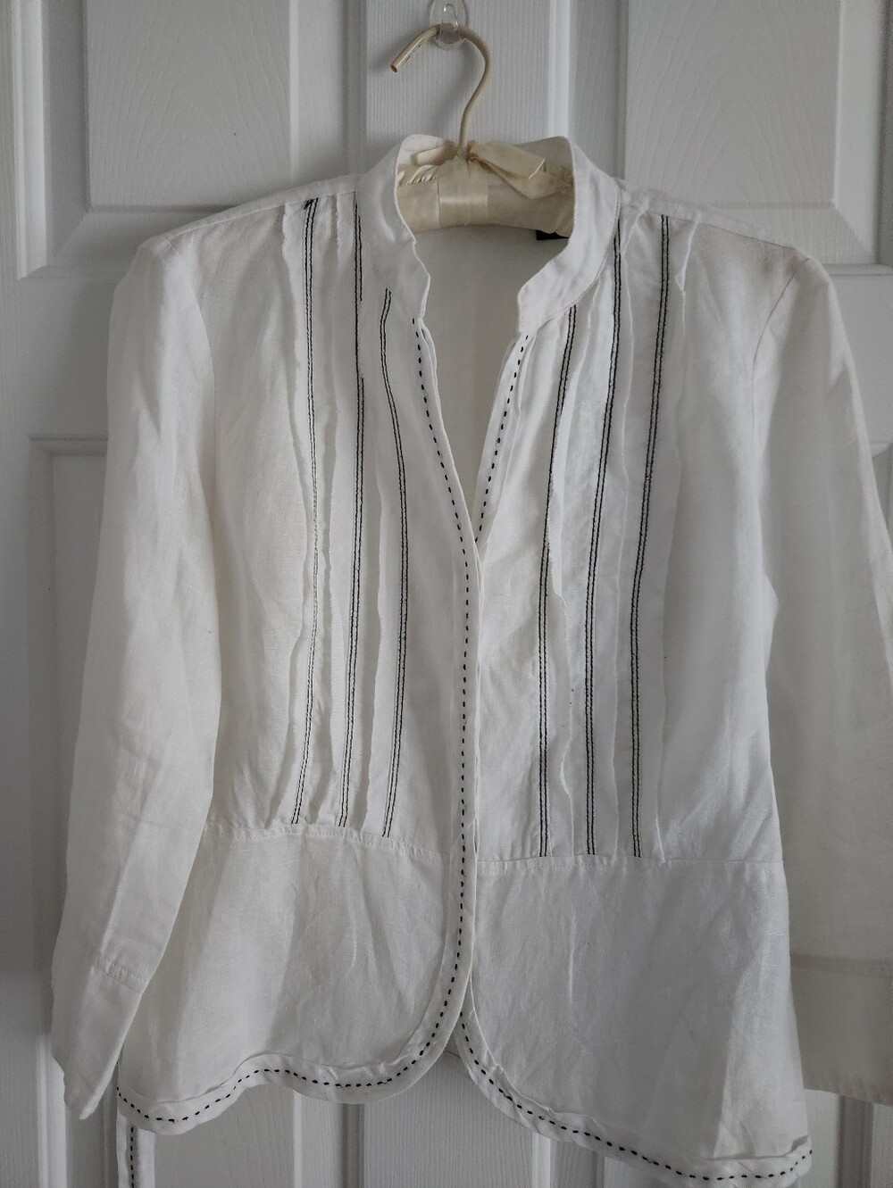 Ecologie White 100% Linen Button Up Shirt/Jacket with Blue Pinstripe Details